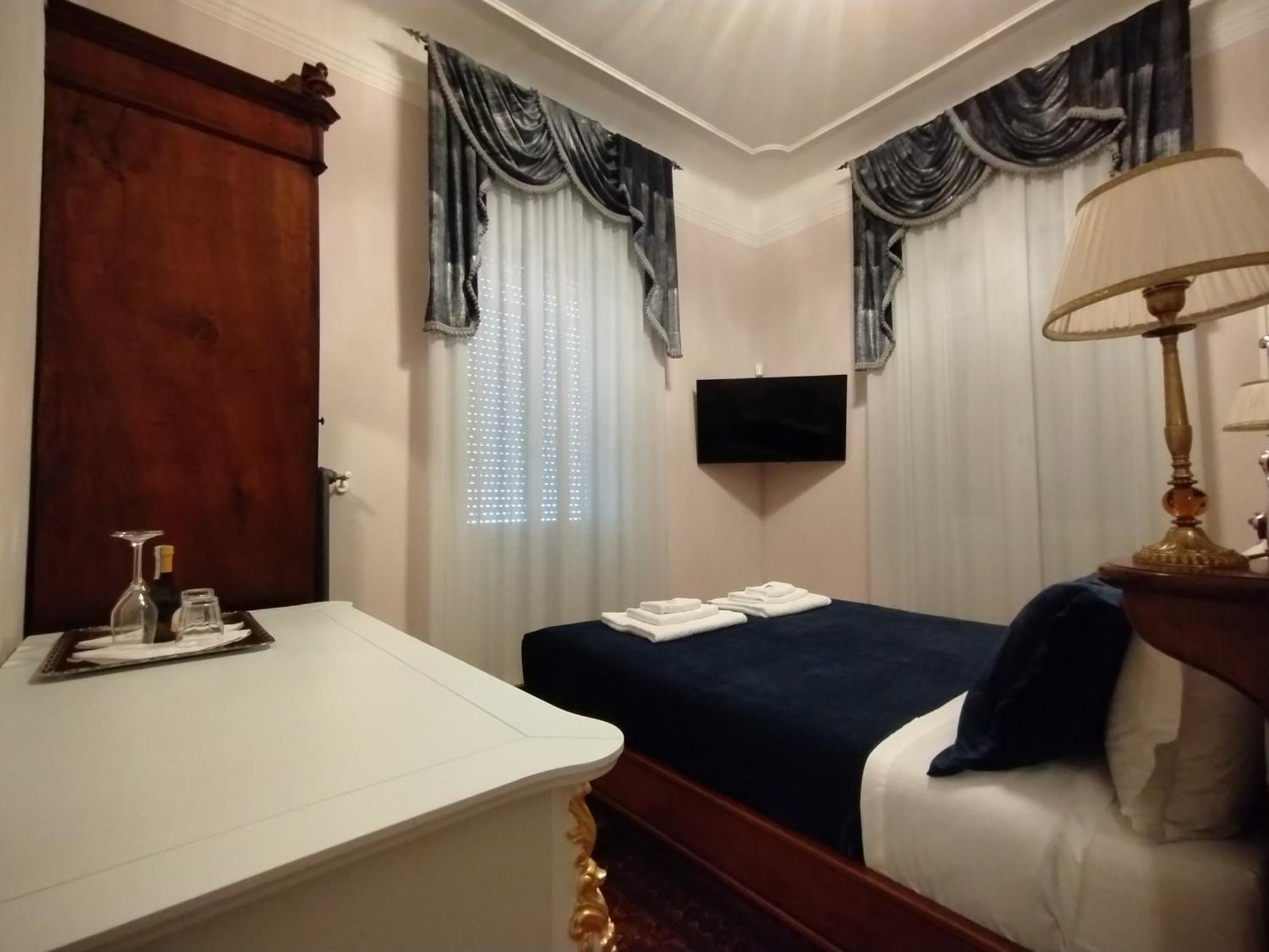 Nobili Libardi - Villa Basevi Verona Rum bild